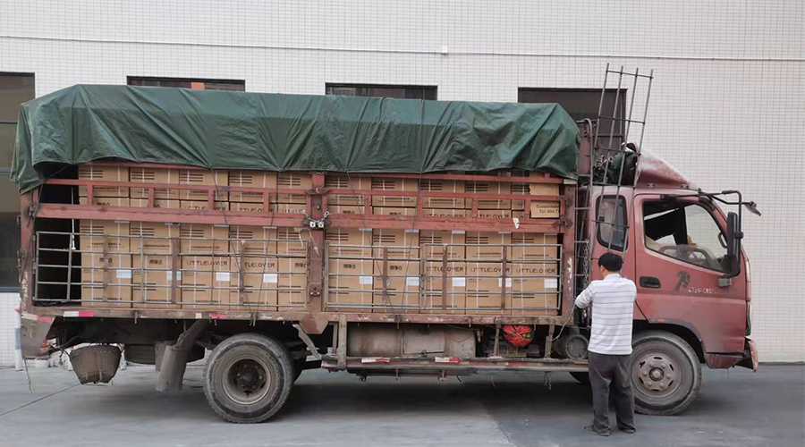 15天，金環(huán)電器順利完成電商客戶的內(nèi)衣干衣機(jī)出貨